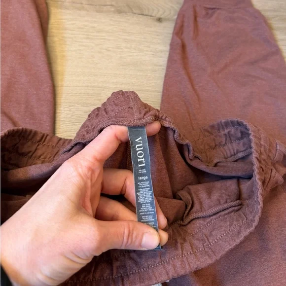 Vuori performance joggers - Picture 4 of 4